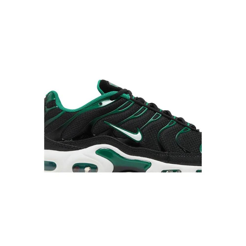 Кроссовки Nike Air Max Plus 'Black Malachite Gum' 2