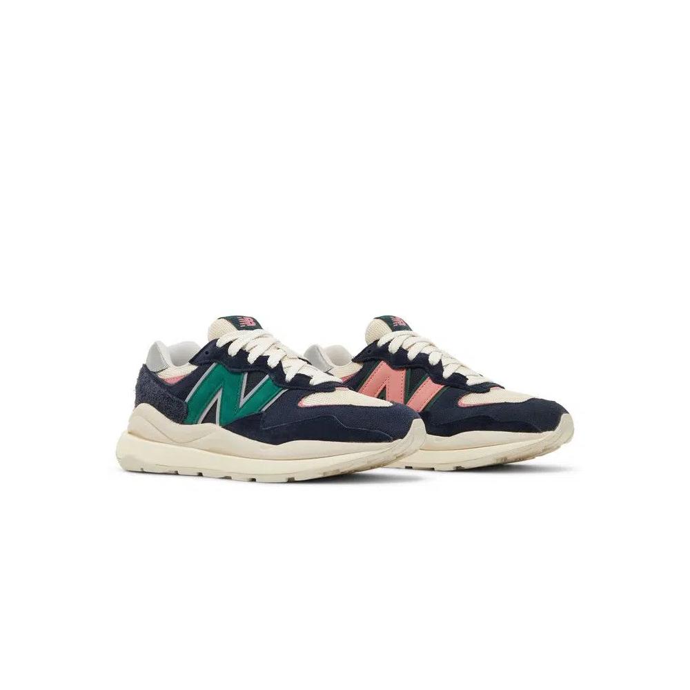 Кроссовки New Balance 57/40 'Lunar New Year - Eclipse' 8