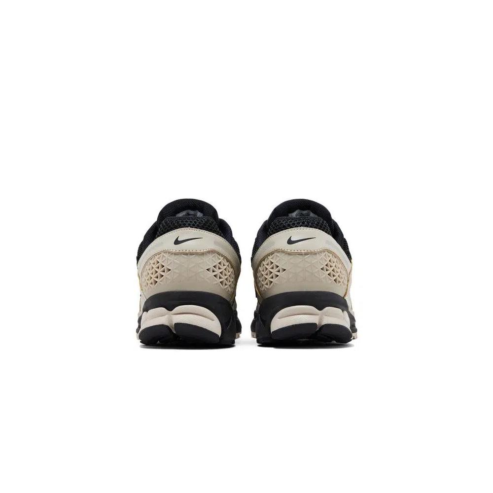 Кроссовки для бега Nike Air Zoom Vomero 5 'Black Cream' 6