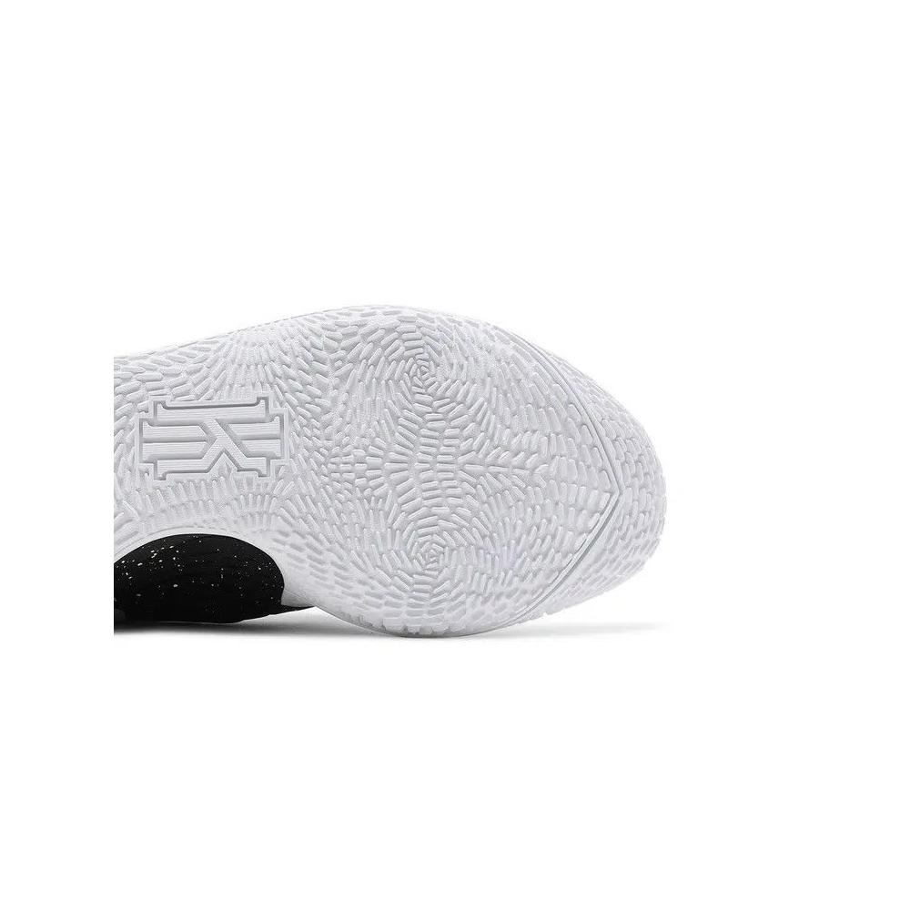 Кроссовки Nike Kyrie Low 3 Team 'White Black' 5