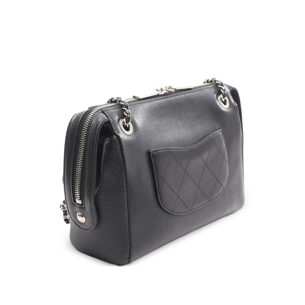 2016-2017 Matelassé leather shoulder bag 2