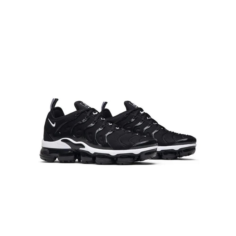 Кроссовки Nike Air VaporMax Plus 'Overbranding' 8