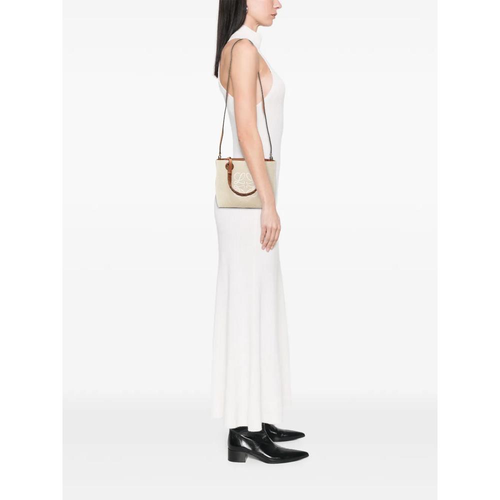 Сумка-сэтчел Mini Canvas Anagram Tote (2025 год) 2
