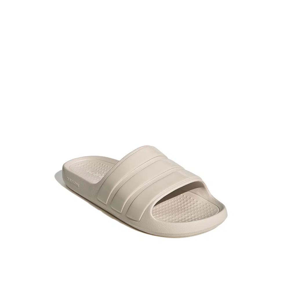 Слайды Adilette Flow 1
