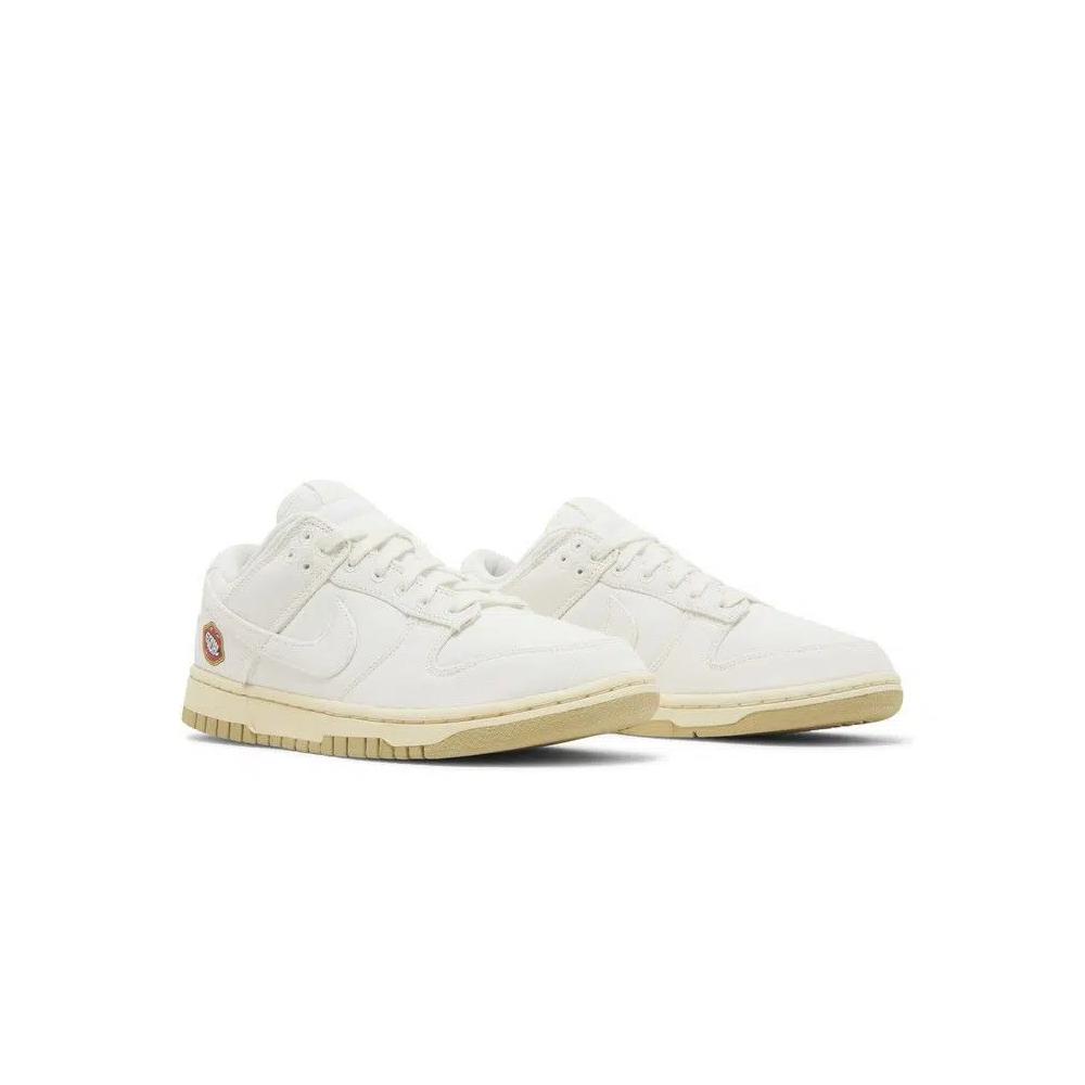 Кроссовки Nike Wmns Dunk Low SE 'The Future is Equal' 8
