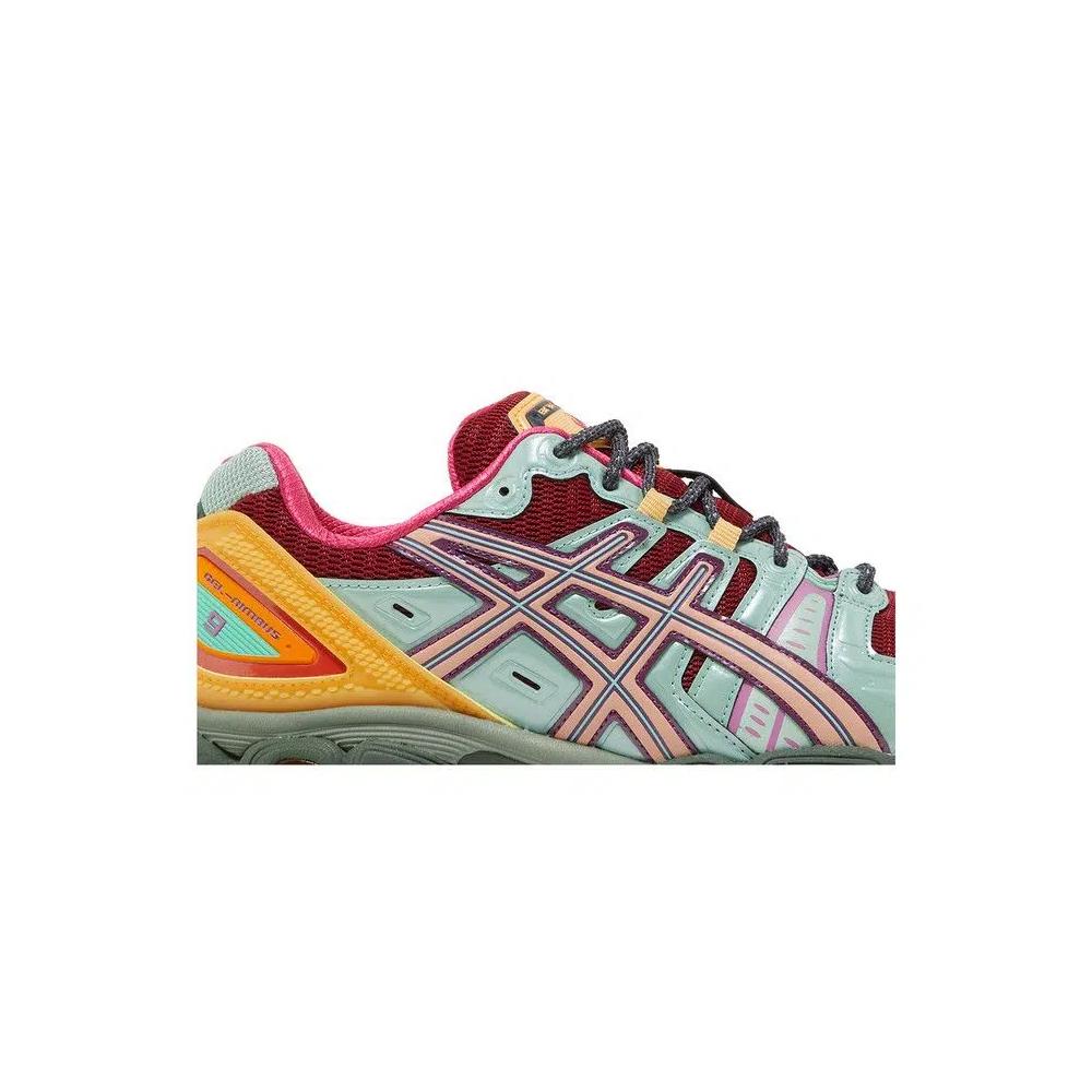 Кроссовки Brain Dead x ASICS Gel Nimbus 9 'Rio Red Apricot' 2