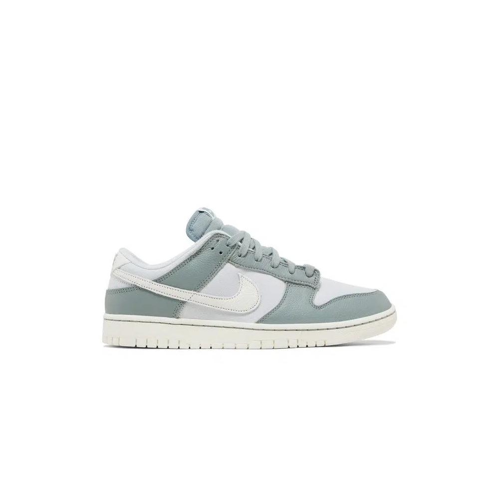 Кроссовки Nike Dunk Low 'Mica Green' 1