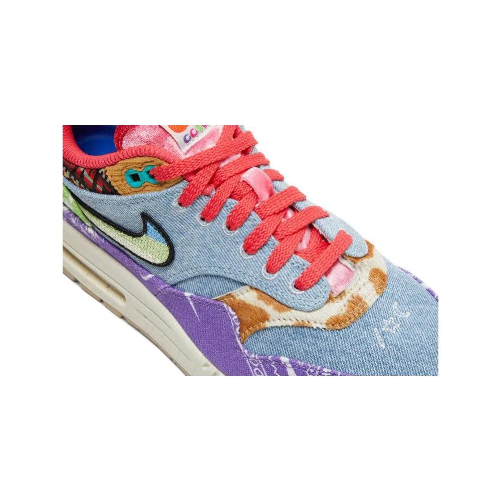 Кроссовки Concepts x Nike Air Max 1 SP 'Far Out' 9