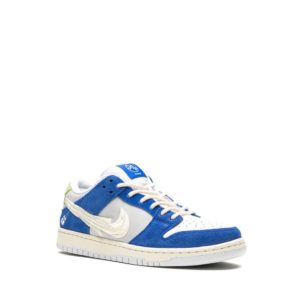 Кроссовки SB Dunk Low Gardenia из коллаборации с Fly Streetwear 2
