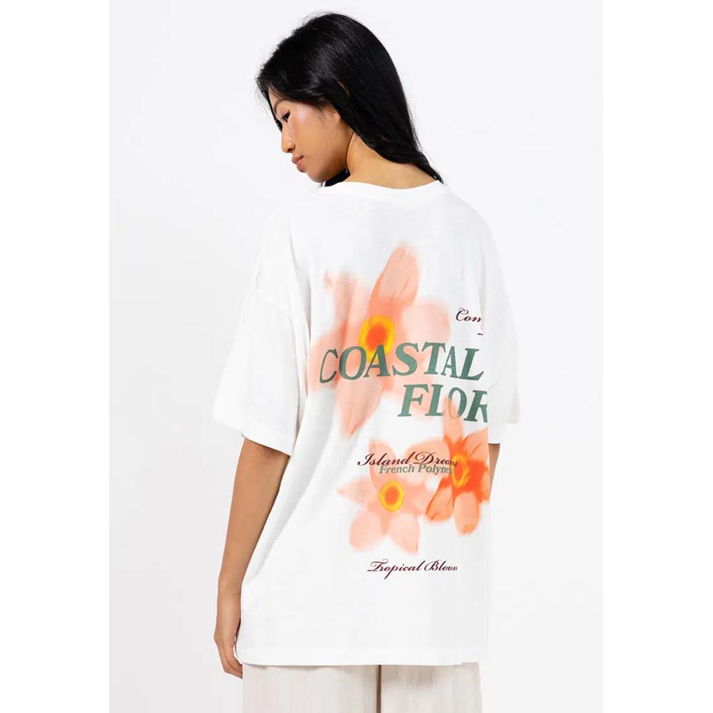 Увеличенная футболка The Resort 2