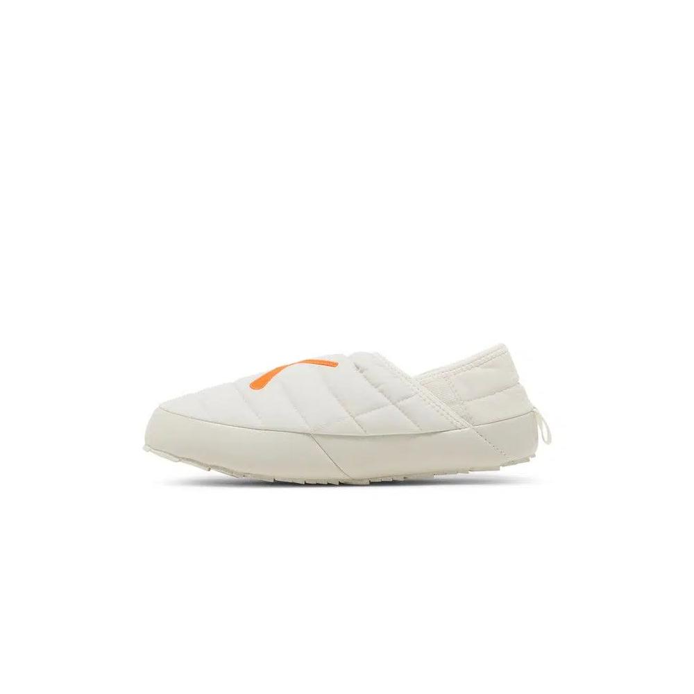 Мюли KAWS x The North Face ThermoBall Traction Mule VS 'Moonlight Ivory Orange' 3