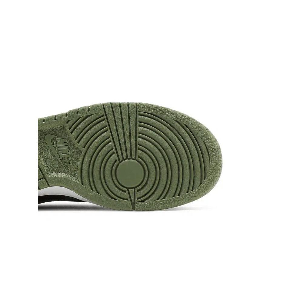 Кроссовки Nike Dunk Low SE GS 'Black Multi-Camo' 5