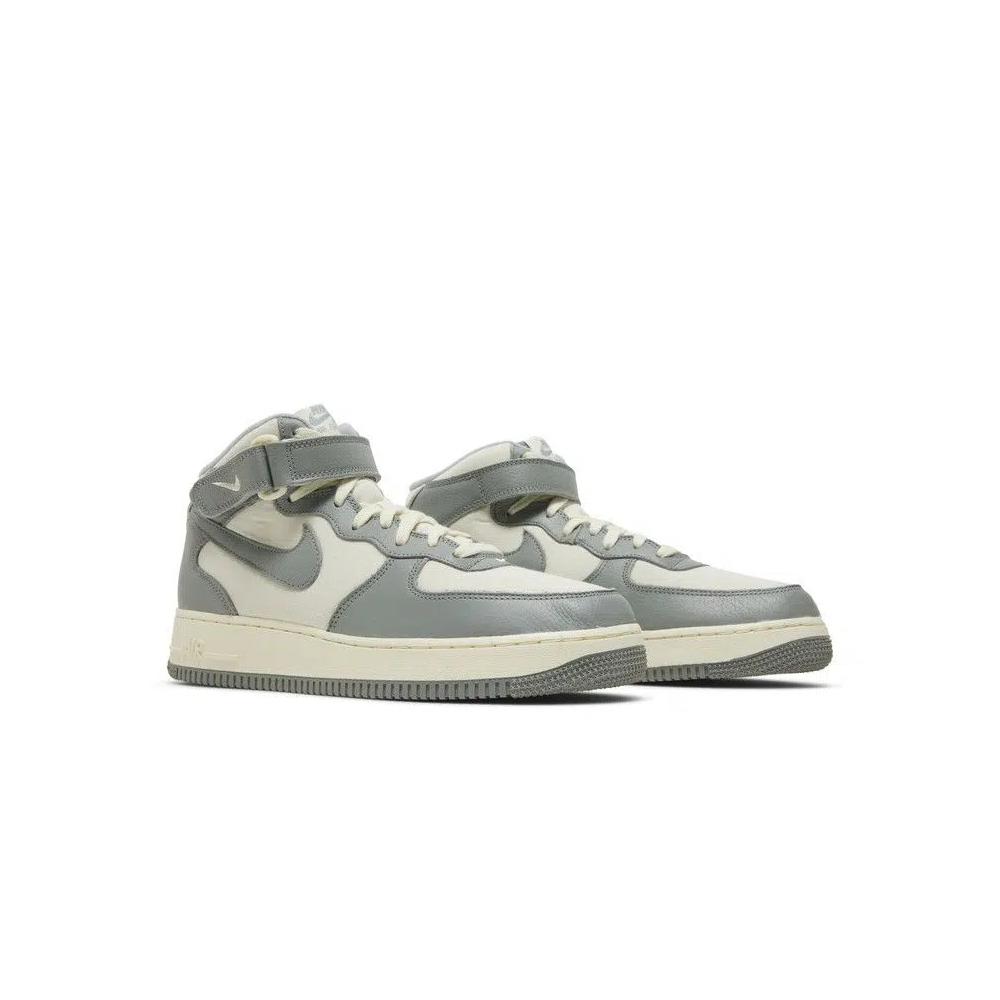 Кроссовки Nike Air Force 1 Mid '07 LX 'Mica Green' 8