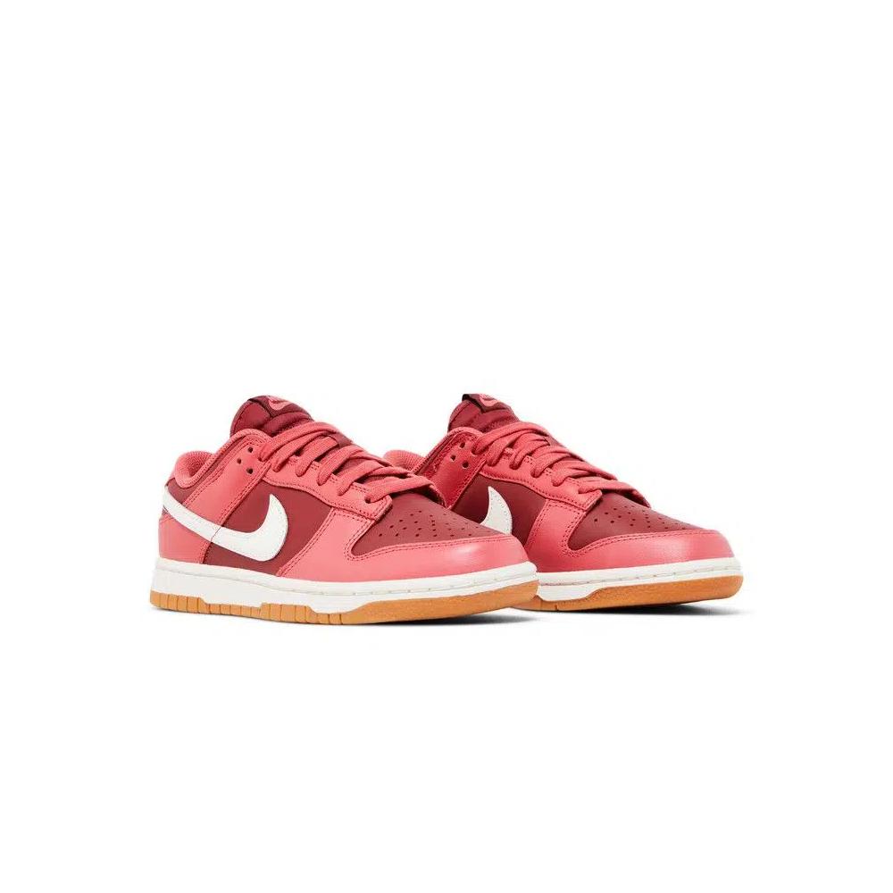Кроссовки Nike Wmns Dunk Low 'Desert Berry' 8
