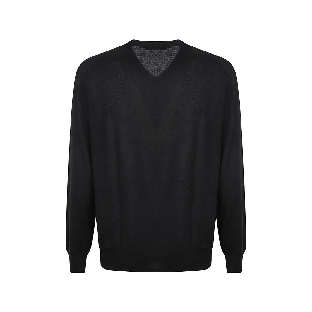 V-neck sweater 2