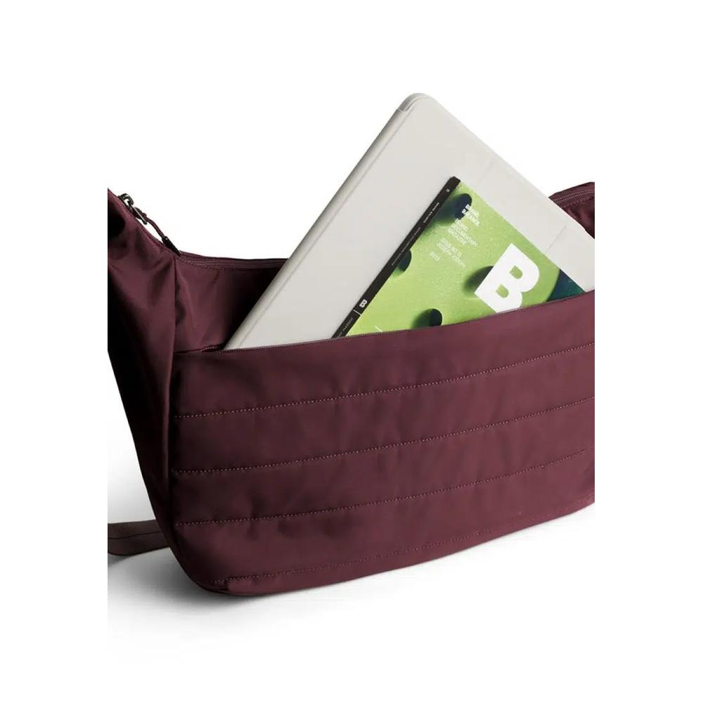 Bellroy Laneway Crescent Bag 12L - инжир 6