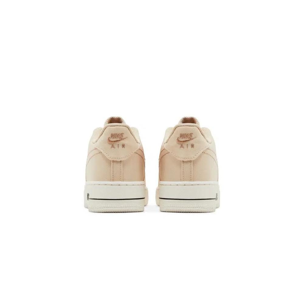 Кроссовки Nike Air Force 1 LV8 3 GS 'Sanddrift Citron Pulse' 6