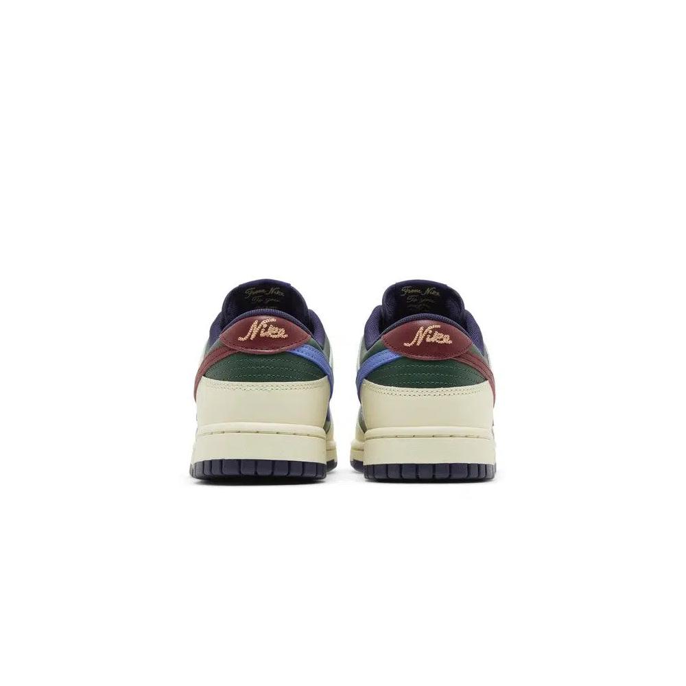 Кроссовки Dunk Low 'From Nike, To You - Gorge Green' 6