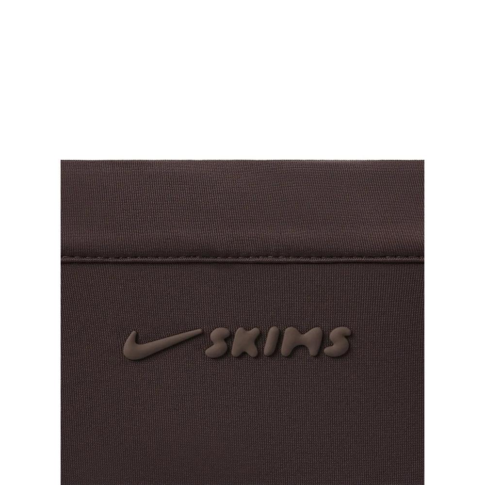 Спортивный бюстгальтер из коллаборации с Nike 2