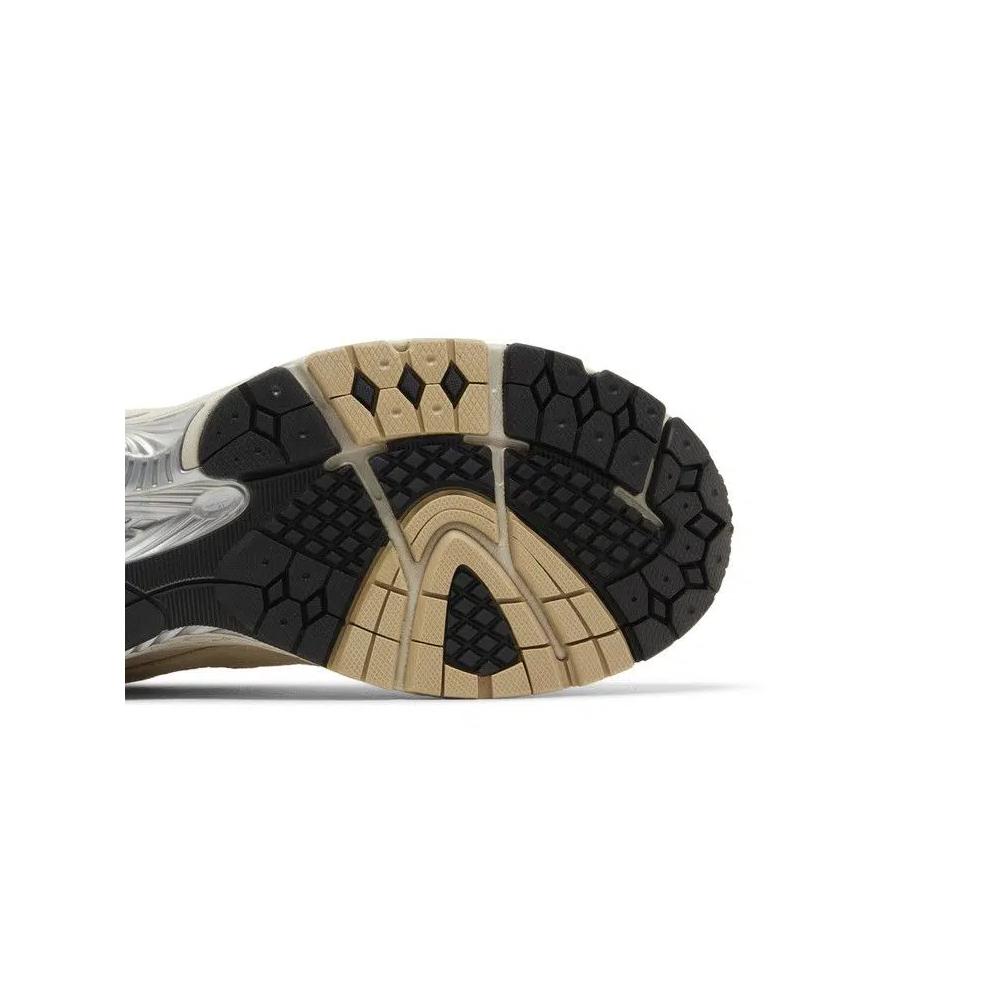 Кроссовки New Balance 2002R «Khaki» 5