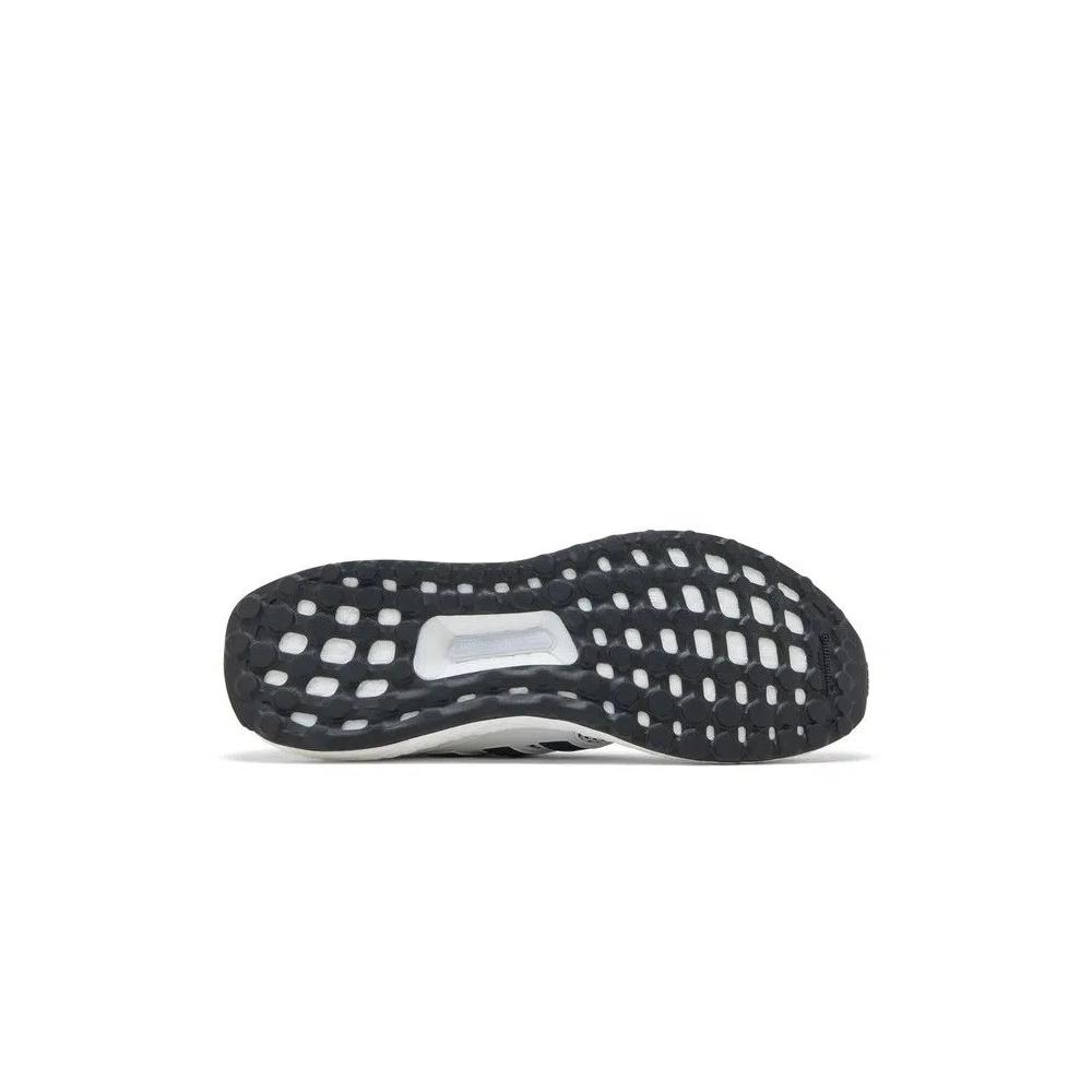 Кроссовки для бега adidas UltraBoost 1.0 'White Black' 4