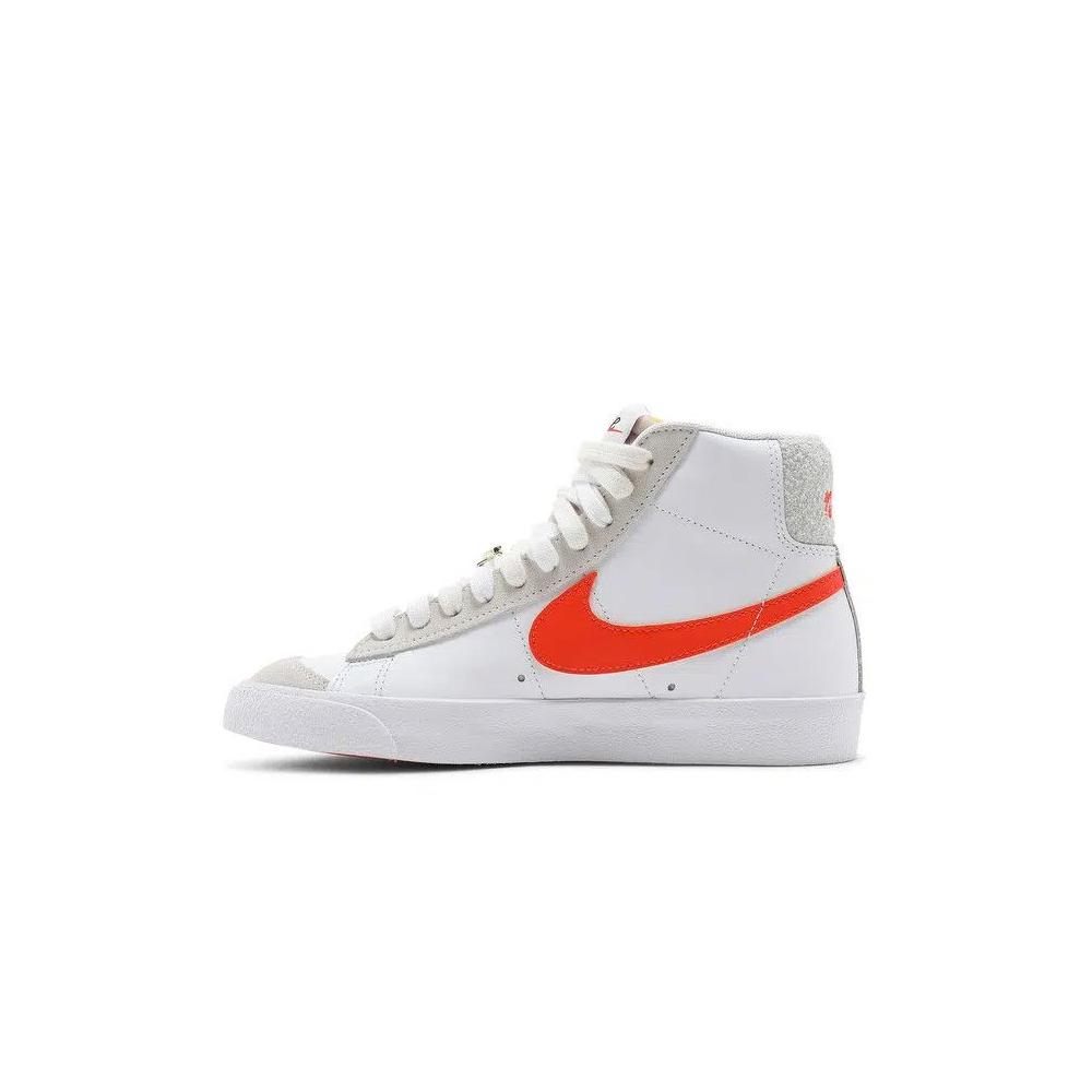 Кроссовки Nike Wmns Blazer Mid '77 SE 'First Use' 3