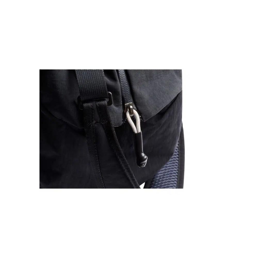 Bellroy Lite Duffel - Черный 5
