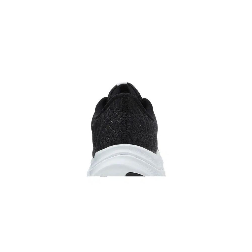 Кроссовки New Balance FuelCell Propel v4 'Black White' 7
