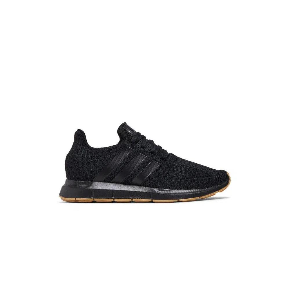 Кроссовки adidas Swift Run 'Black Gum' 1
