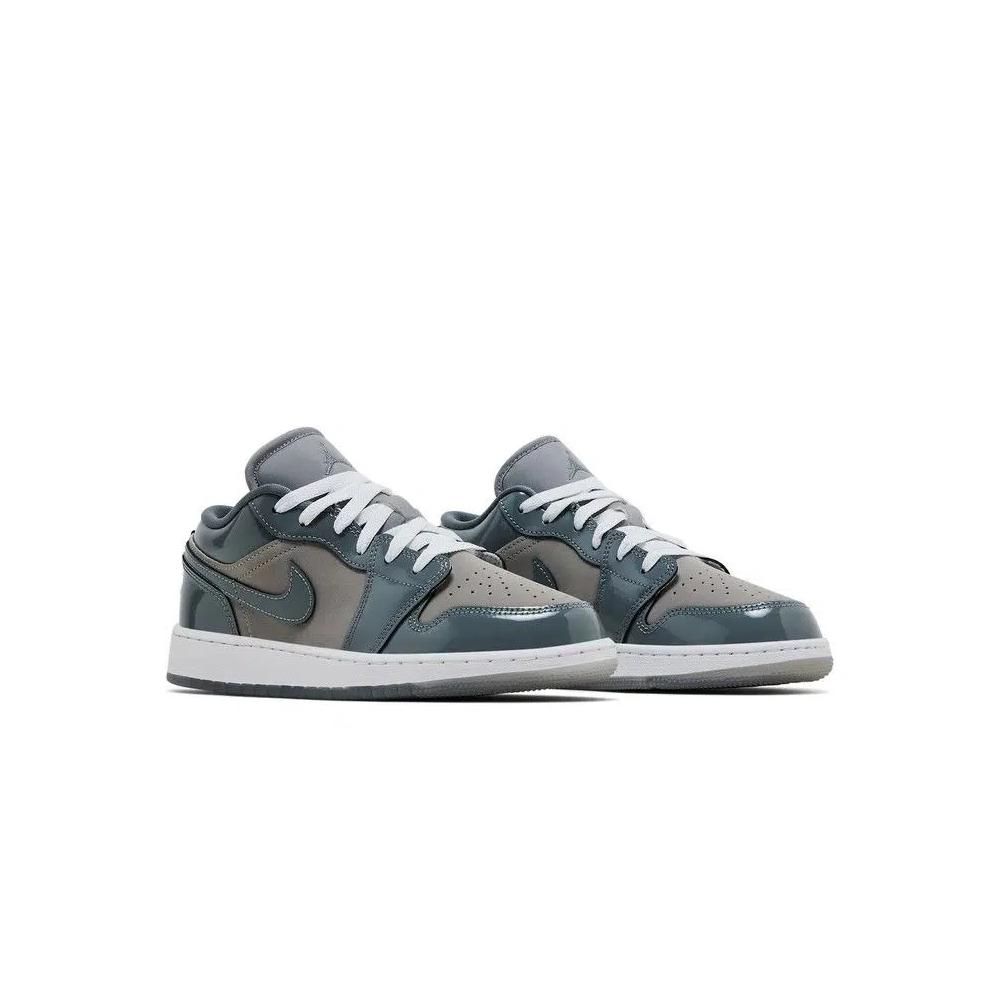 Кроссовки Air Jordan 1 Low GS 'Patent Cool Grey' 8