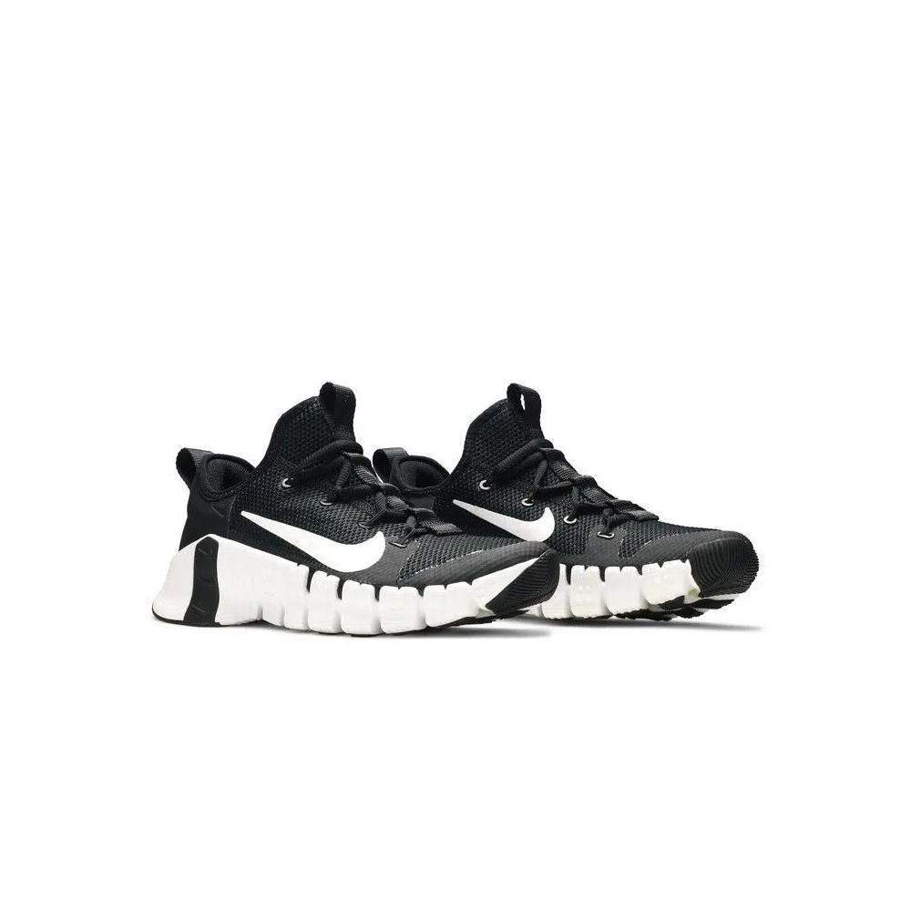 Кроссовки Nike Wmns Free Metcon 3 'Black' 8