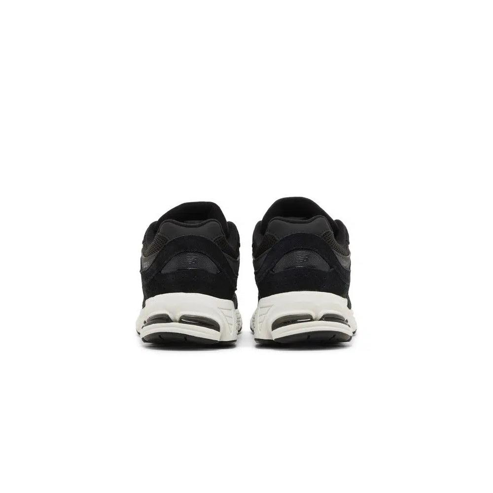 Кроссовки New Balance 2002R Big Kid 'Black Phantom' 6