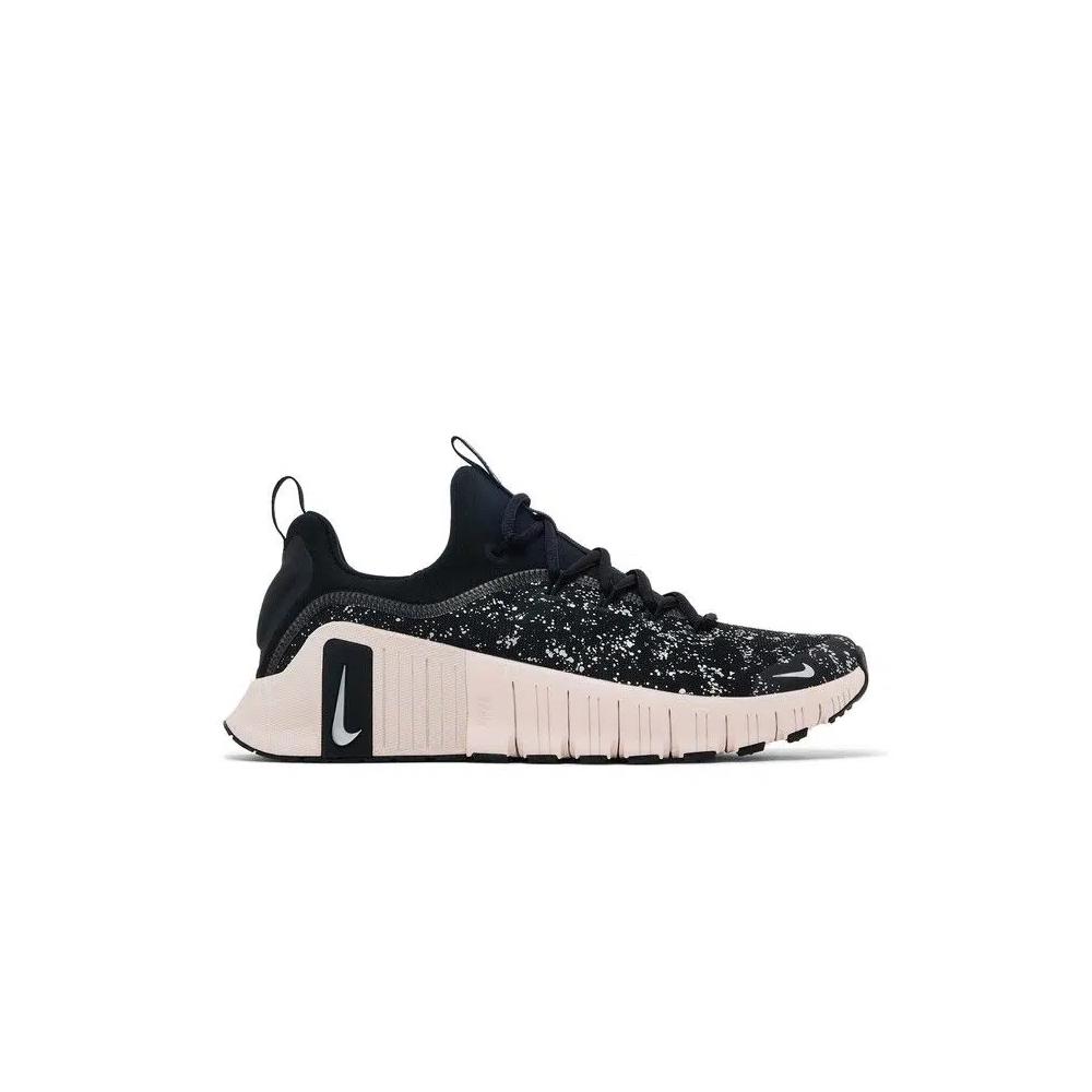 Кроссовки Nike Wmns Free Metcon 6 SE 'Black Metallic Silver' 1
