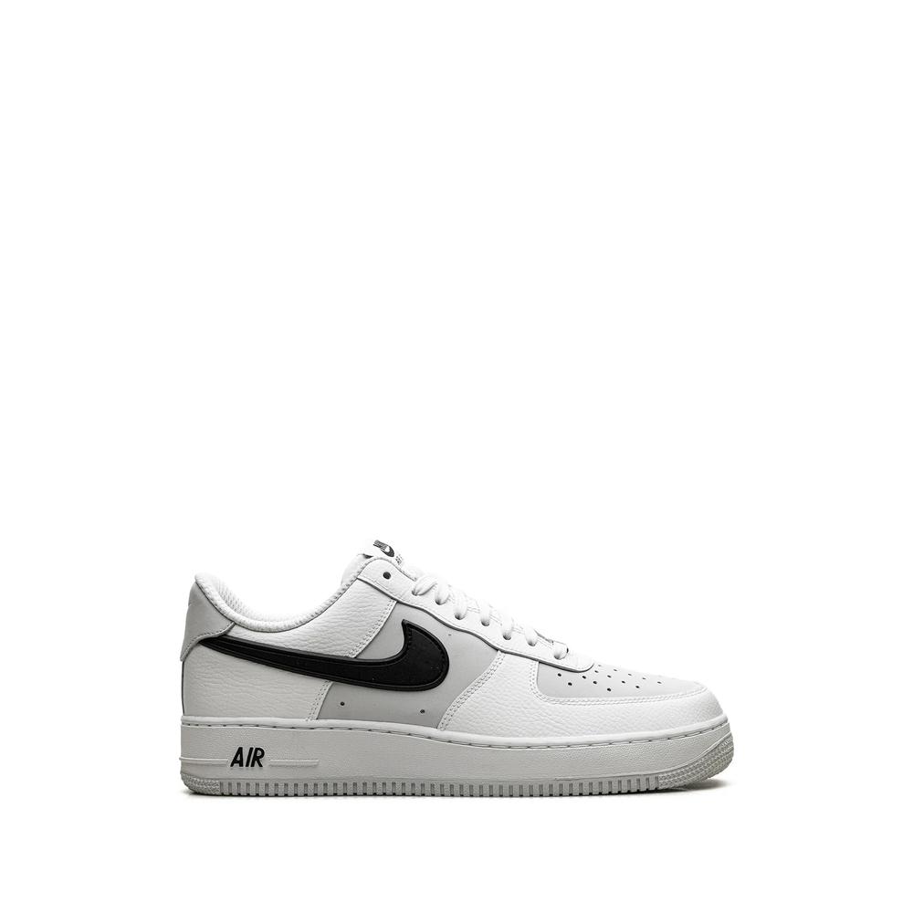 Air Force 1 Low '07 LV8 sneakers 1