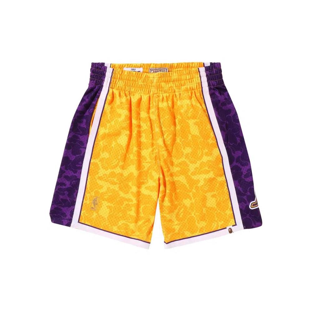 BAPE x Mitchell & Ness Los Angeles Lakers Шорты 'Yellow' 1