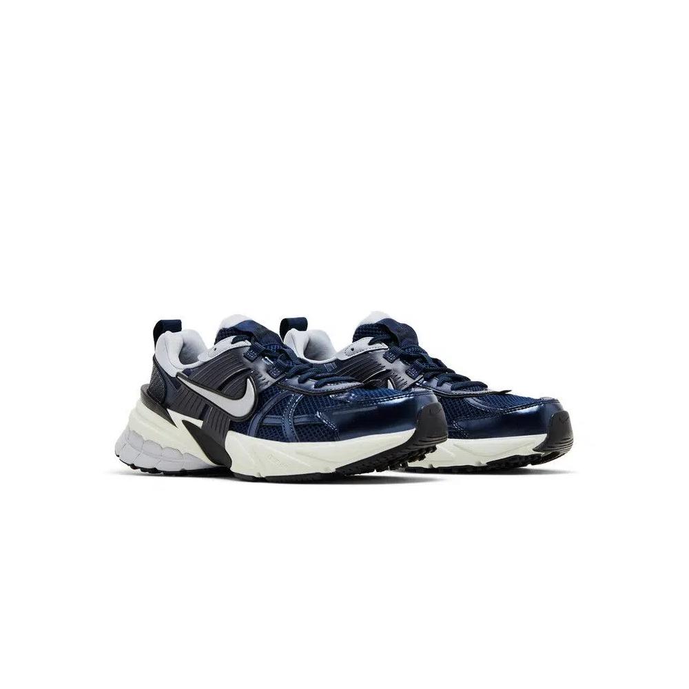 Кроссовки Nike V2K Run 'Obsidian Wolf Grey' 8