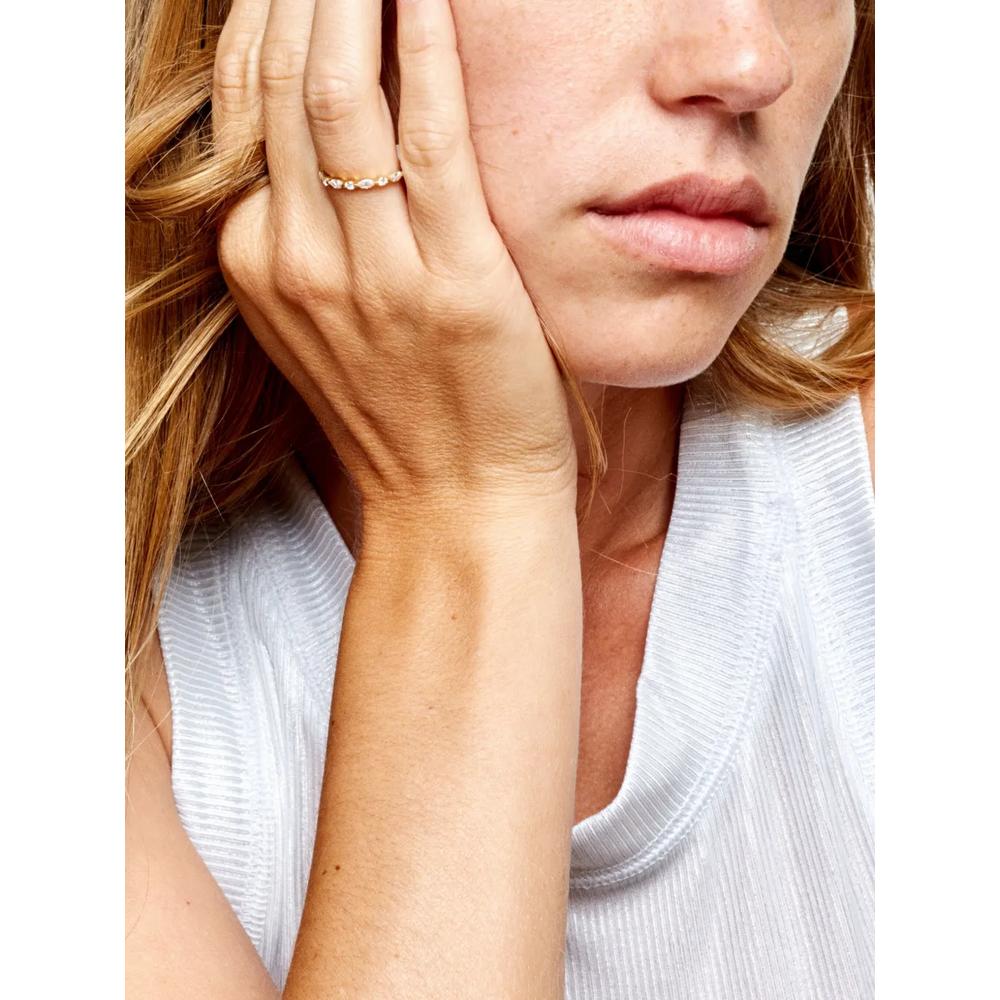 18K recycled yellow gold Marilyn diamond ring 1