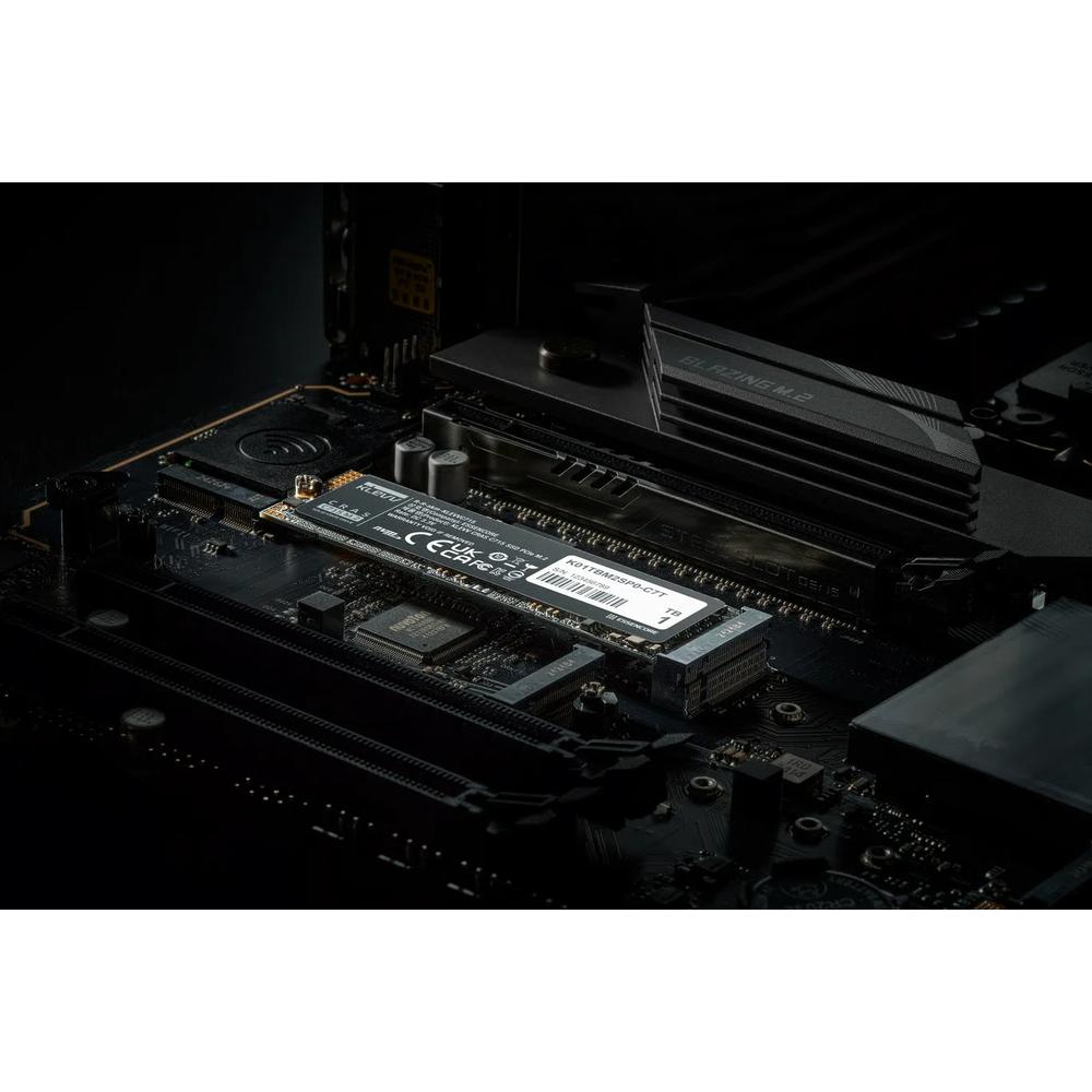 Klevv CRAS C715 1TB PCIe 3.0 NVMe M.2 SSD 9