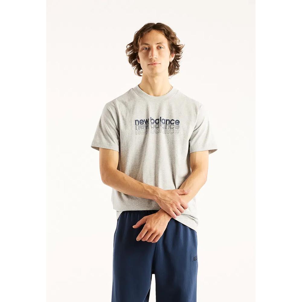 Футболка с надписью Layered Brand Read 1