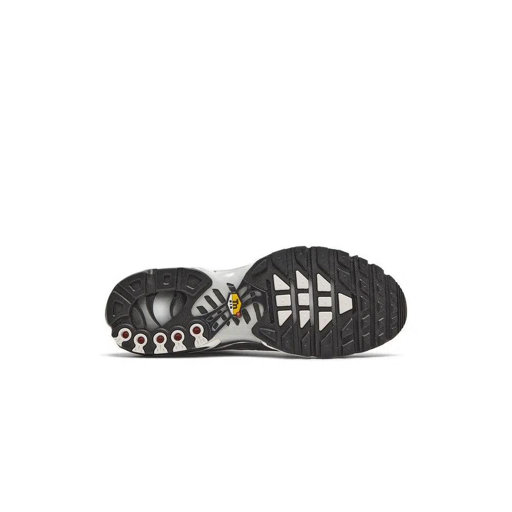 Кроссовки Nike Air Max Plus 'Shattered Ice - Black' 4