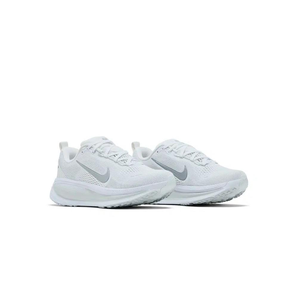Кроссовки Nike Wmns Vomero 18 'White Photon Dust' 8