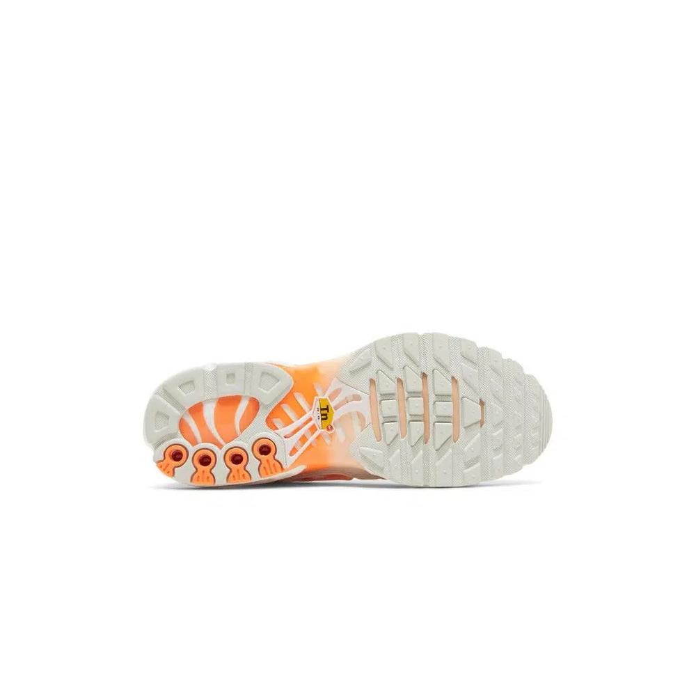 Кроссовки Nike Wmns Air Max Plus 'White Atomic Orange' 4