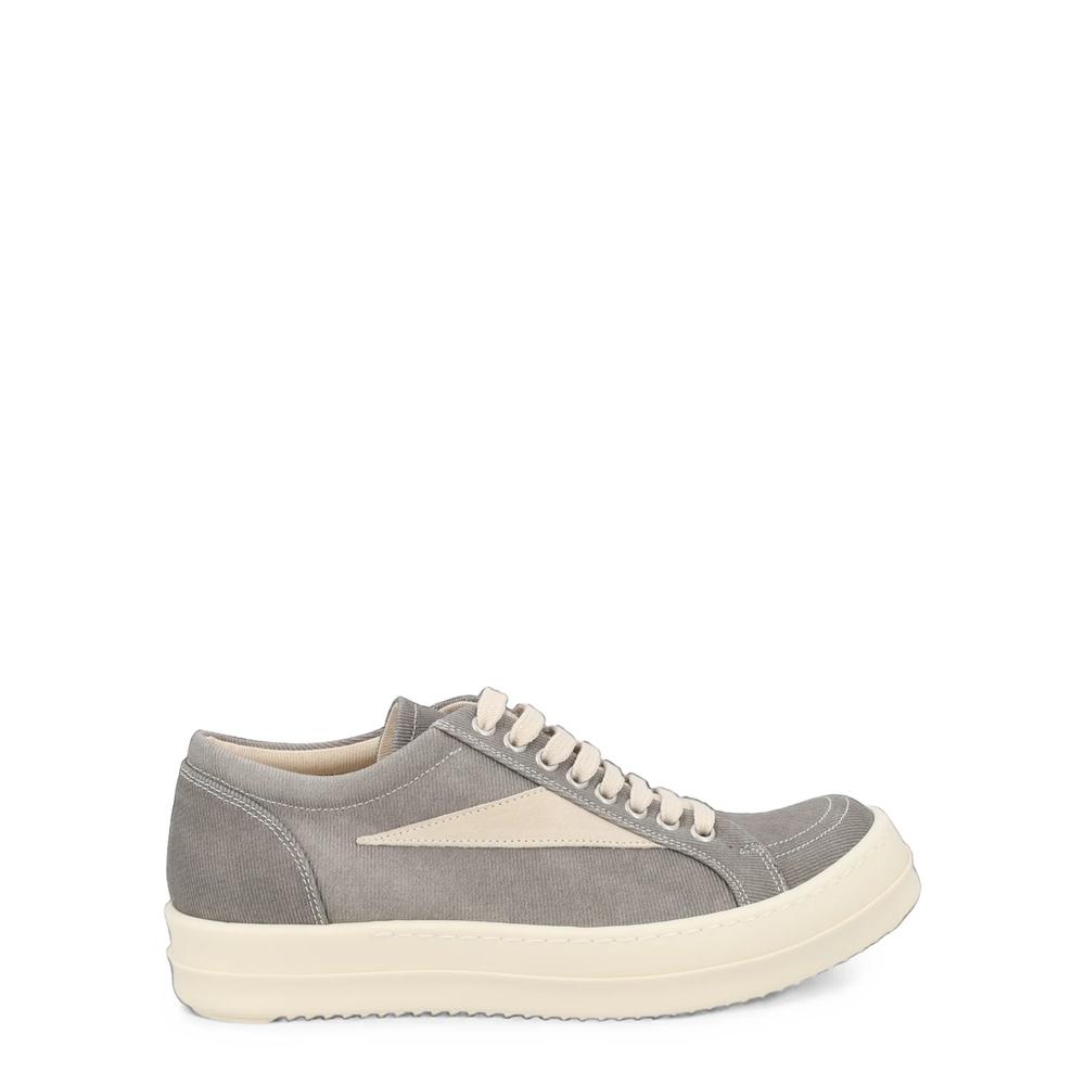 Vintage low-top sneakers 2