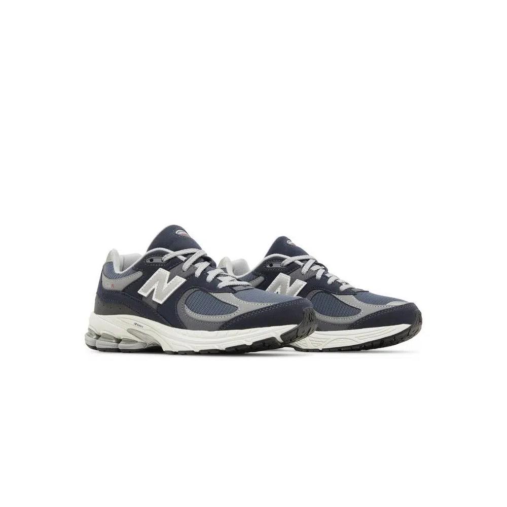 Кроссовки New Balance 2002R Big Kid Wide 'Eclipse Silver Metallic' 8