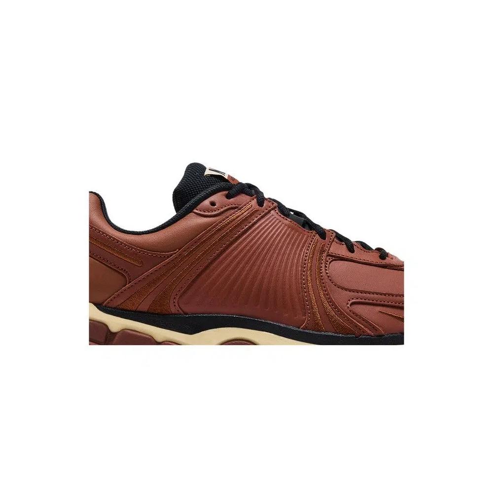 Обувь Nike Zoom Vomero 5 'Swooshless' 2