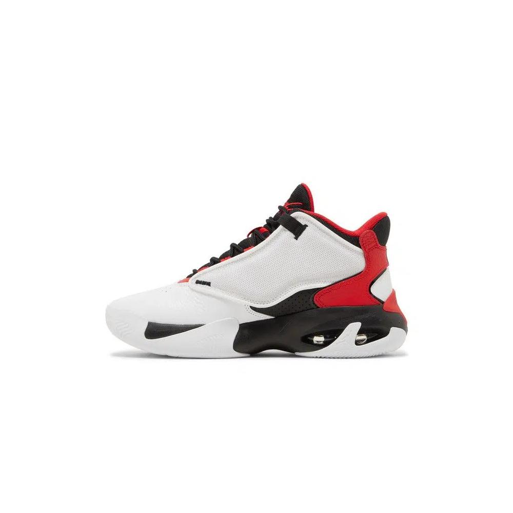 Кроссовки Air Jordan Max Aura 4 'White Black University Red' 3