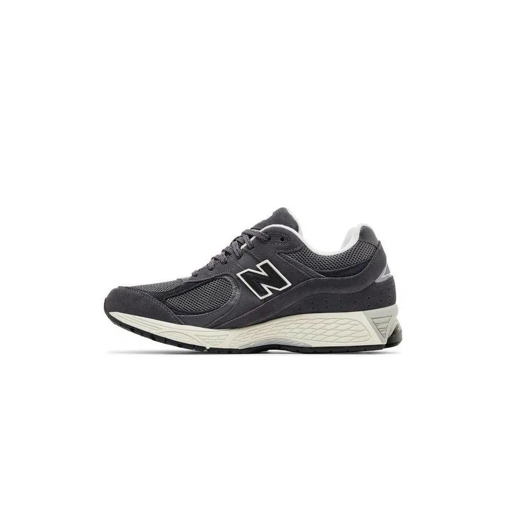 Кроссовки New Balance 2002R 'Monochrome Suede Pack - Grey' 4
