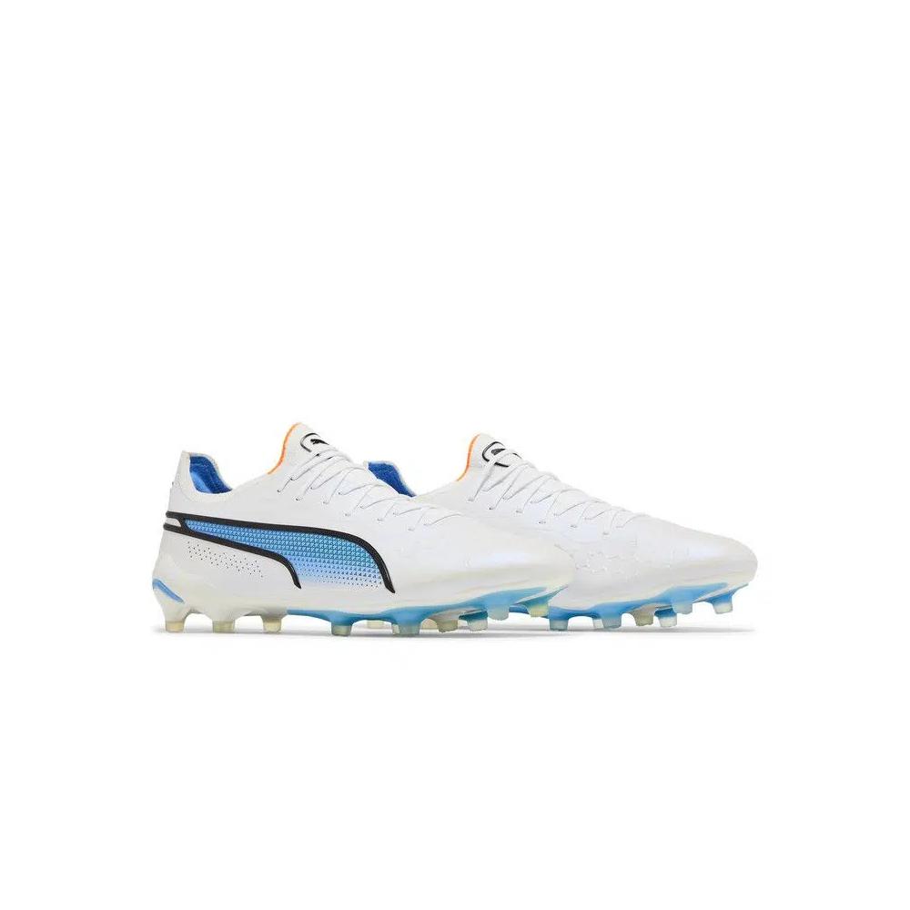 Бутсы Puma King Ultimate FG AG 'White Blue Glimmer' 8