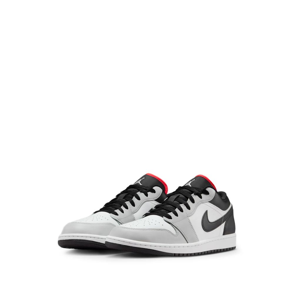Кроссовки Air Jordan 1 Low на шнуровке 2
