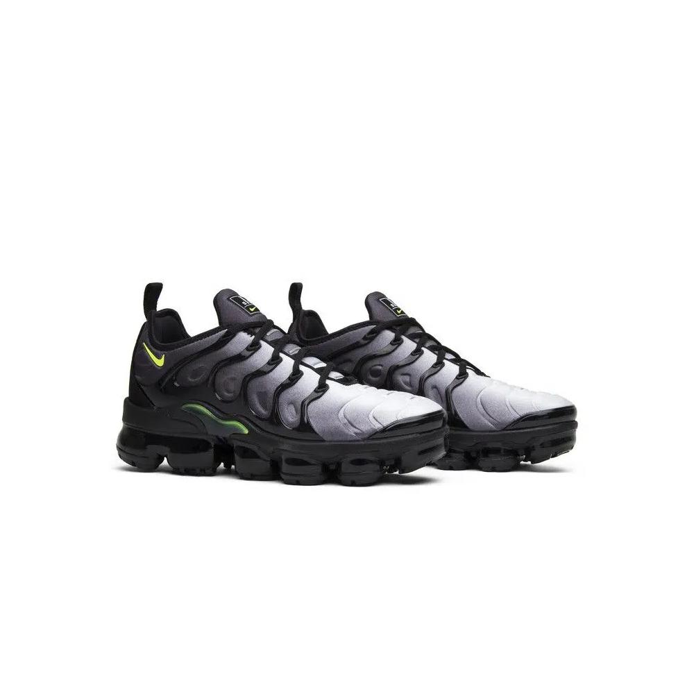 Кроссовки Nike Air VaporMax Plus 'Neon 95' 8
